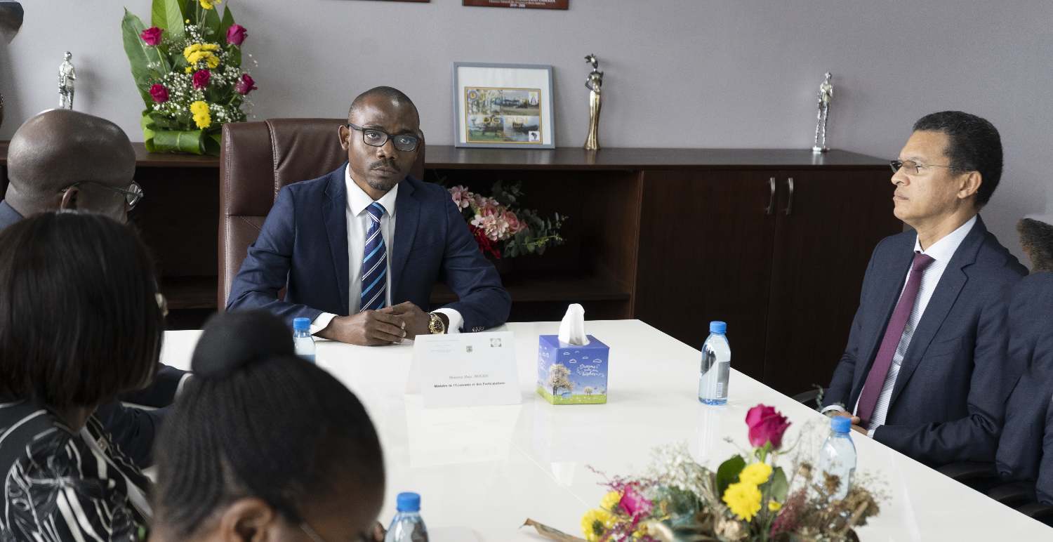 Visite Du Ministre De L Economie Et Des Participations La DGDDI visite-du-ministre-de-l-economie-et-des-participations-la-dgddi
